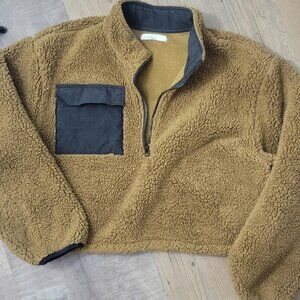 Cropped oak and fort sherpa oversized pullover - size Large - tried on twice!